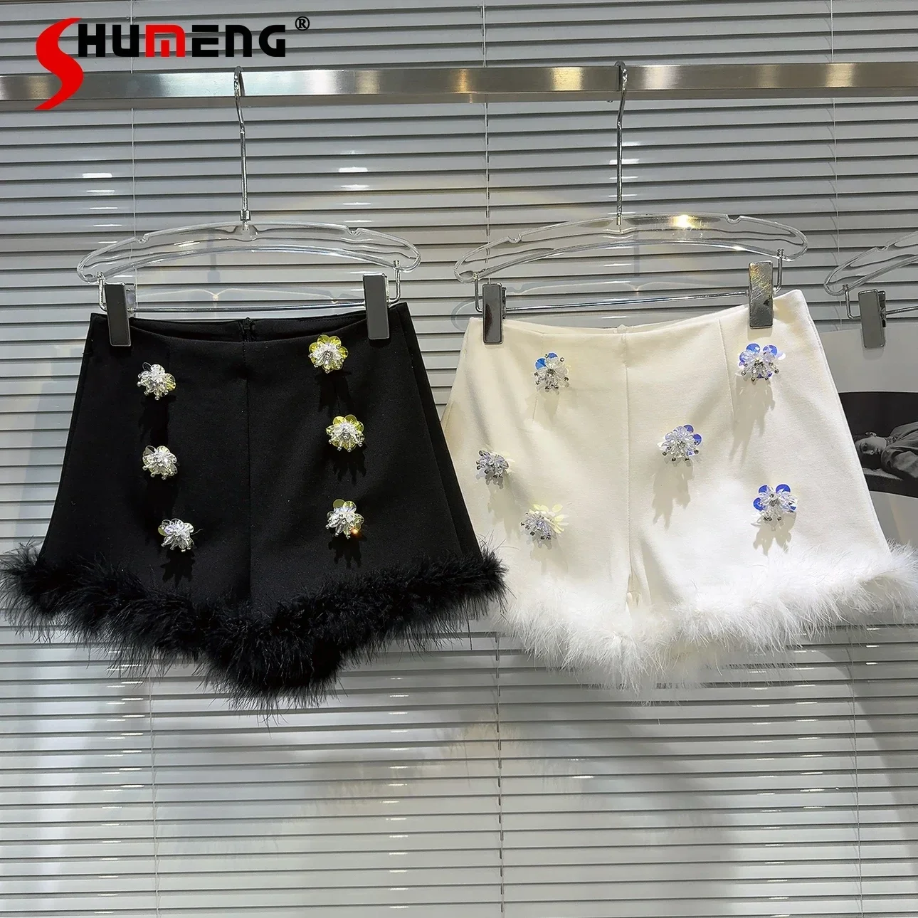 Fashion 2024 Autumn New Shorts Feminine Socialite Three-dimensional Sequined Flower Pin Fluffy Short Pants Three-point Shorts