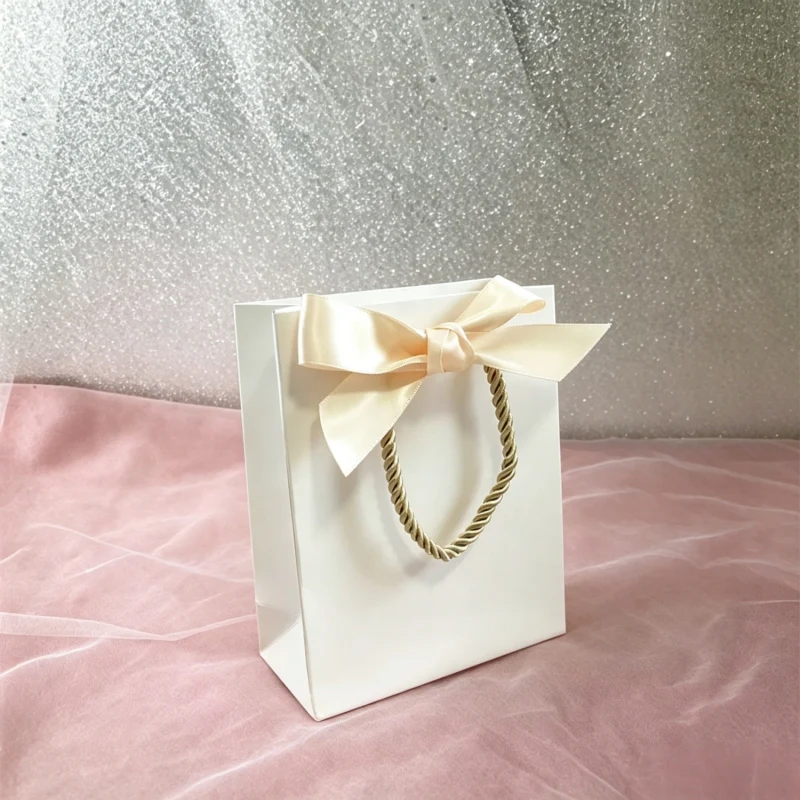 10 Stück rosa Geschenktüten aus Papier mit Schleife, Hochzeitsgeschenkboxen, Gastgeschenke, Geburtstagsparty-Taschen / Verpackung für Pyjamas, Kleidung, Perücken – Detail 3