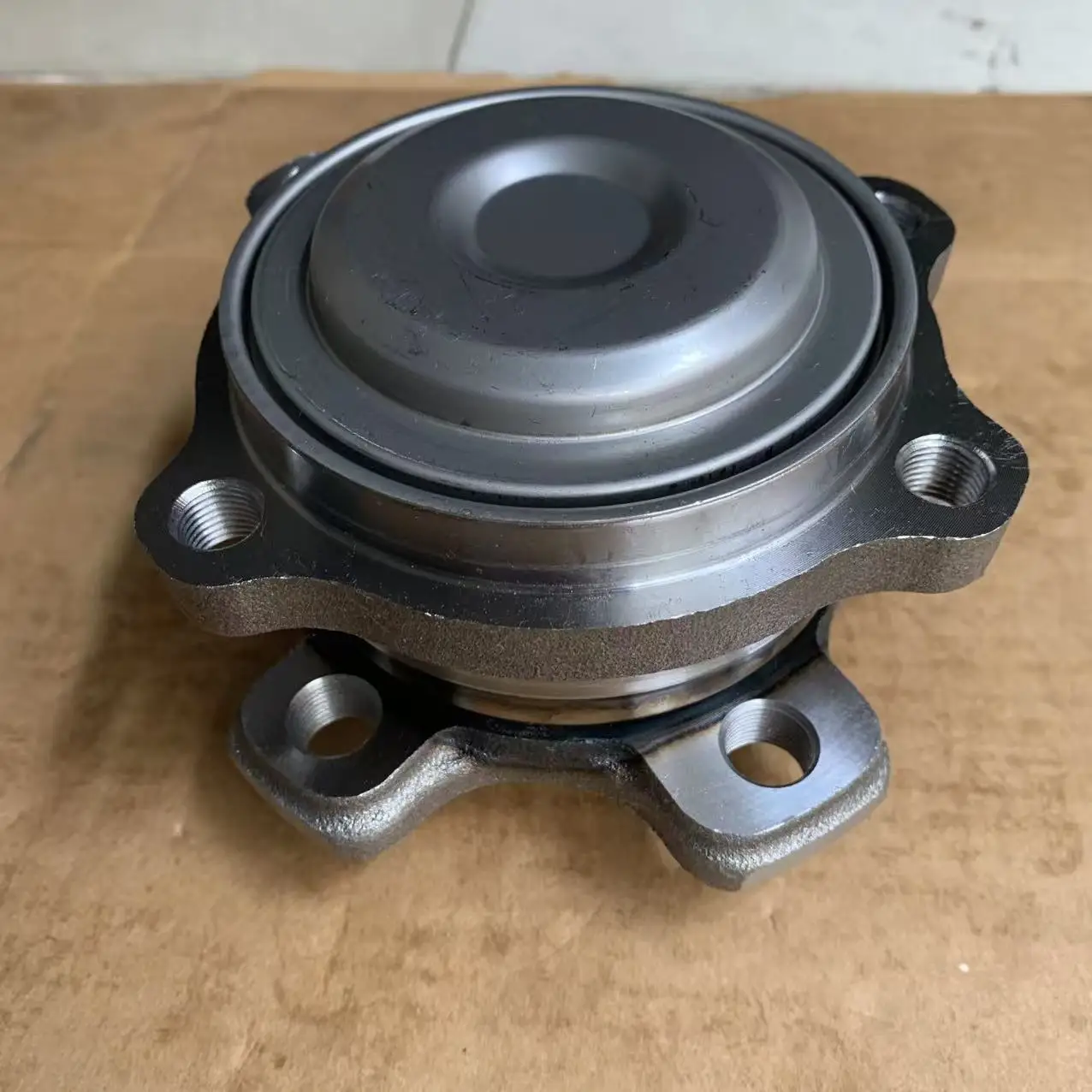 Suitable for BMW X5 X6 wheel hub bearing 31206864570