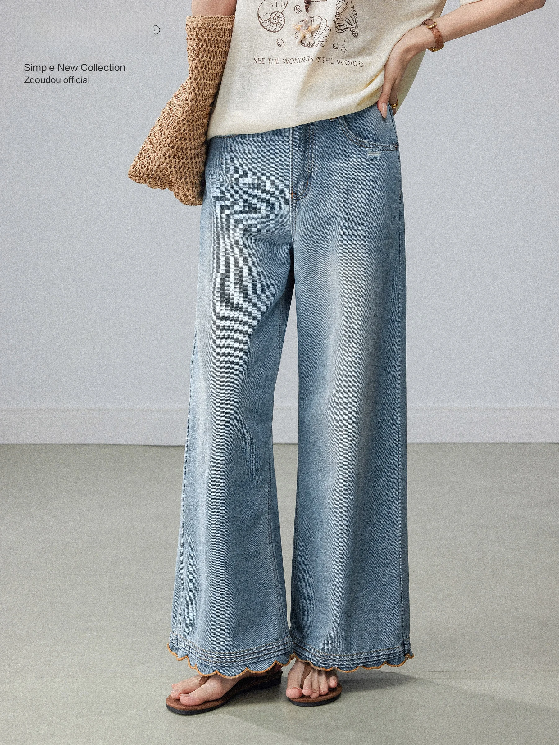 

Blue High Waist Wide Leg Jeans Women's Loose Fit Straight Cut Pants Spring 2026 New Style Vintage Hole Design Casual Trousers