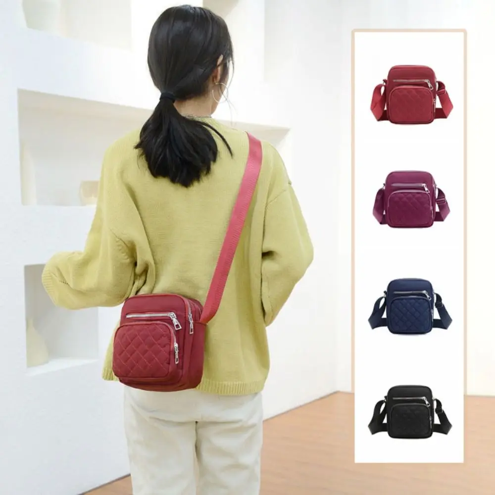 

Elegant Nylon Crossbody Bag Large Capacity Grid Classic Mid-aged Shoulder Bag Casual Multi-layer Women Messenger Bag Mom