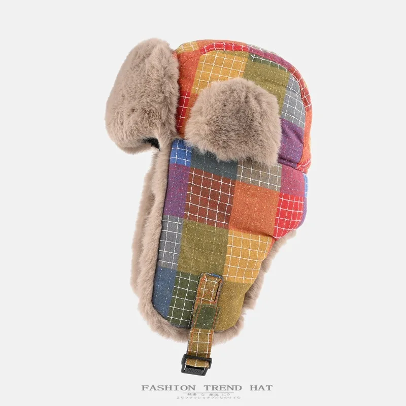 Retro Farbblock-Karomuster Plüsch Lei Feng Mütze für Herren und Damen Winter mit Samt und Verdickung zum Gehörschutz Bomber-Mützen – Detail 2