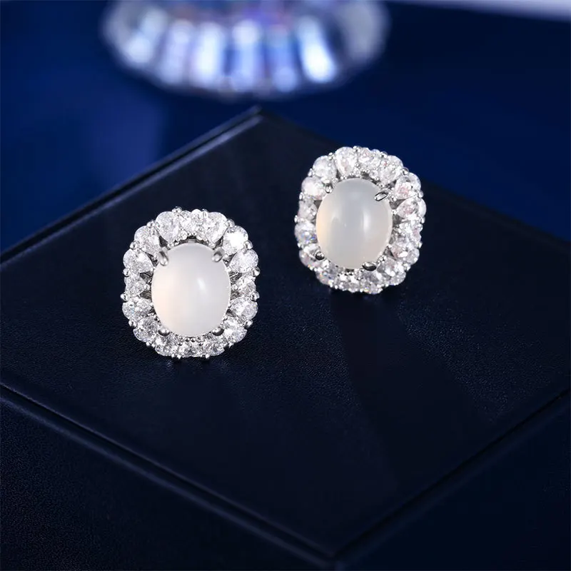 Ear studs with a retro Chinese style, high-end and simple, versatile, and fashionable earrings