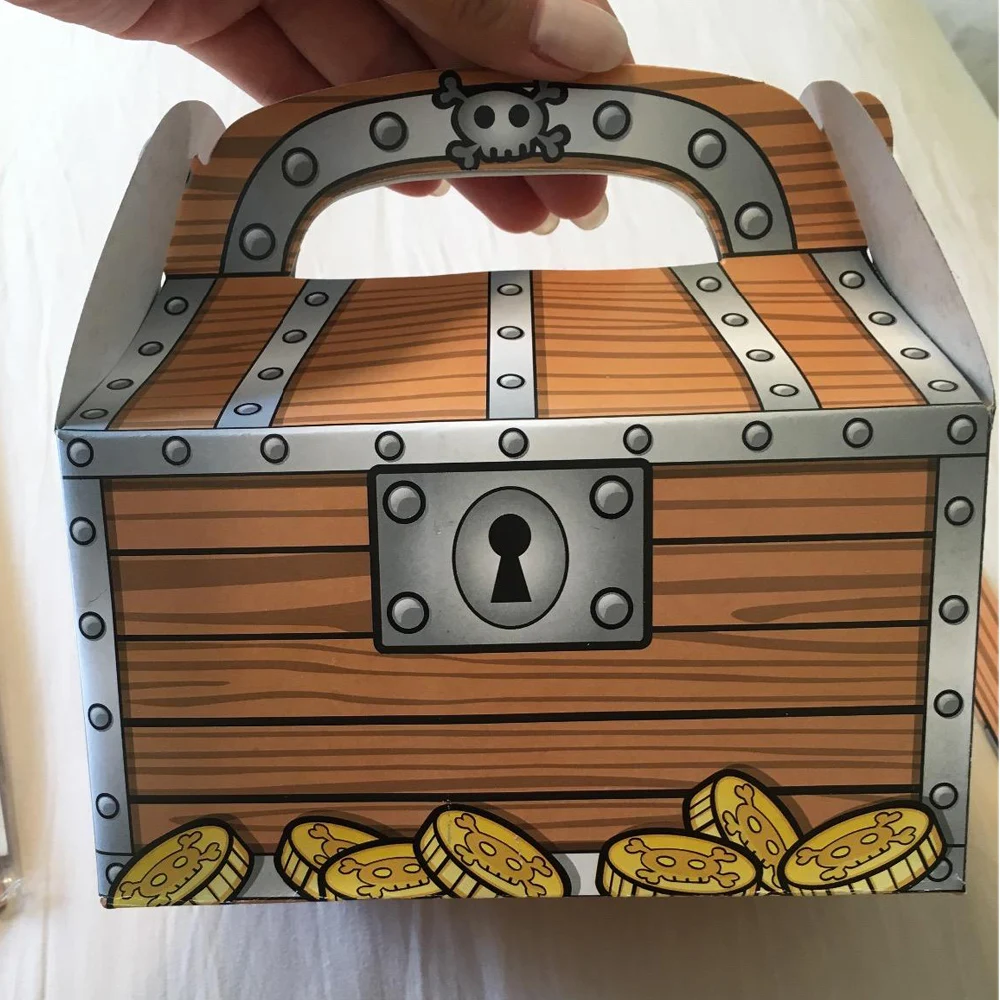 

6/12pcs Pirate Treasure Chest Treat Boxes Pirate Birthday Party Favor Goodies Candy Box Grab Bag Halloween Party Decoration Kids