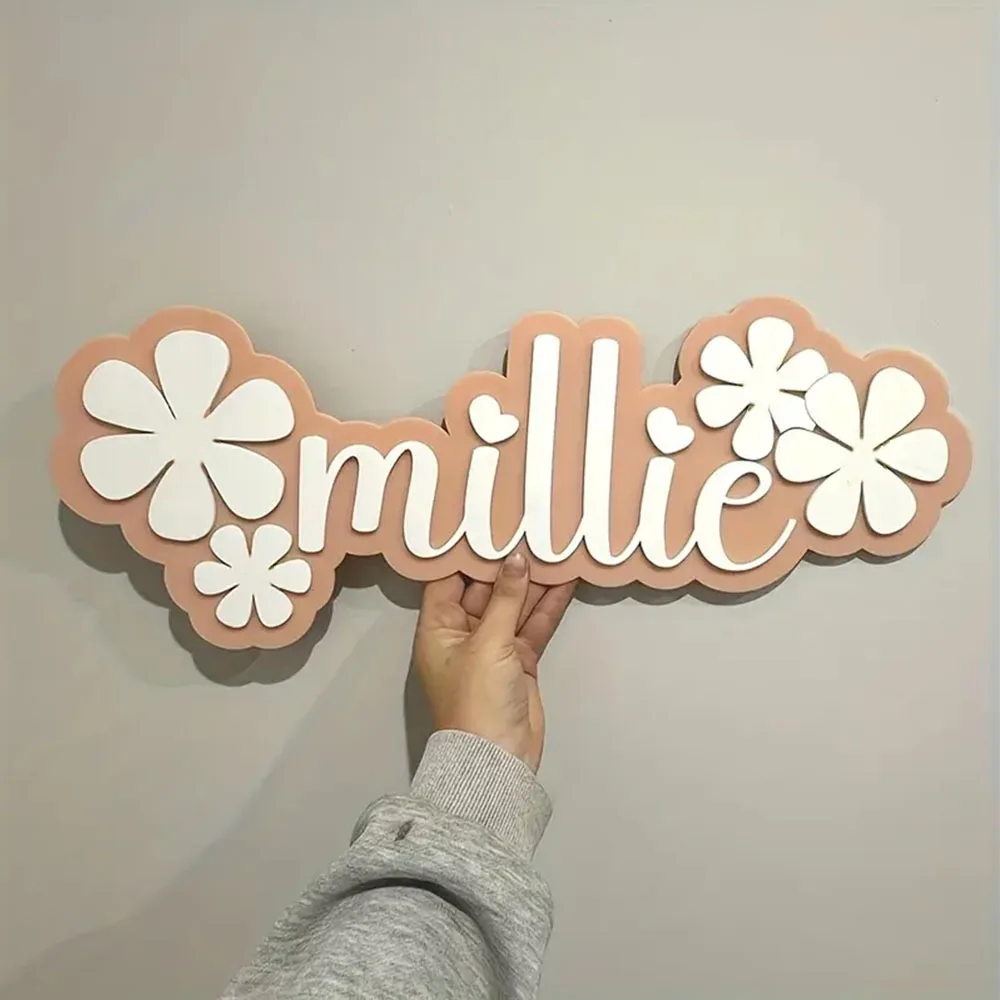 Personalized Name Sign Featuring a Customizable Bohemian Daisy Design, Ideal for Adding a Floral Touch to Bedrooms