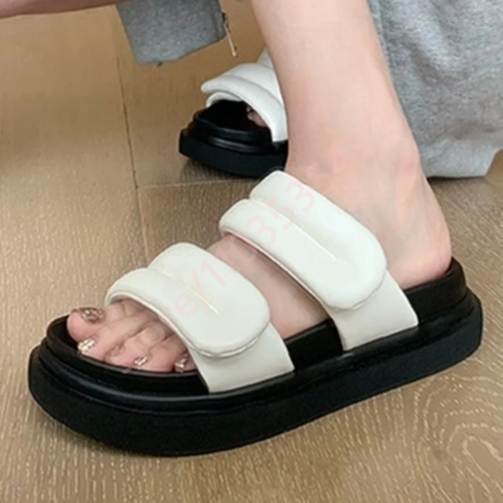 

Thick Sole Hook & Loop Bread Slippers 2025 Summer New Outdoor Casual Beach Seaside Black/white Fashion Women's Slip-On Slippers
