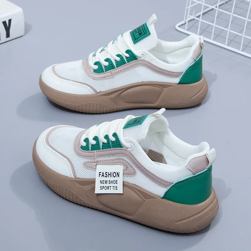 Sepatu wanita 2023 baru SEPATU papan sneaker Platform modis kecil sepatu putih sepatu kasual gaya kuliah