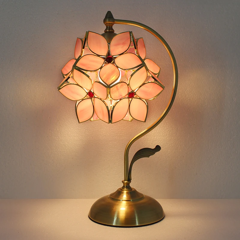 Imagem -04 - Vintage Tiffany Vitral Candeeiros de Mesa Candeeiros de Mesa para Decoração de Sala Mediterrâneo Turquia Retro Desk Lamp Quarto Noite Luzes