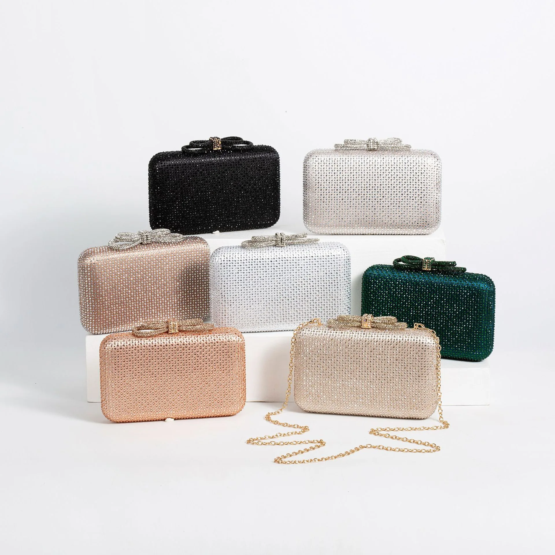 

US Cross-Border New Diamond-Studded Shoulder Bag, Fashionable and Personalized Socialite Evening Banquet Style.