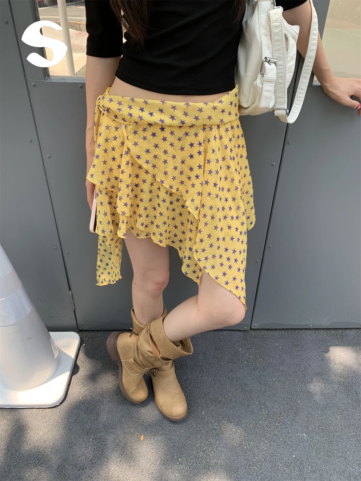 Summer Beach Style Asymmetrical Low Waist Printed A-Line  Skirt Yellow Chiffon Half-length Skirt Women's Fashion Commute