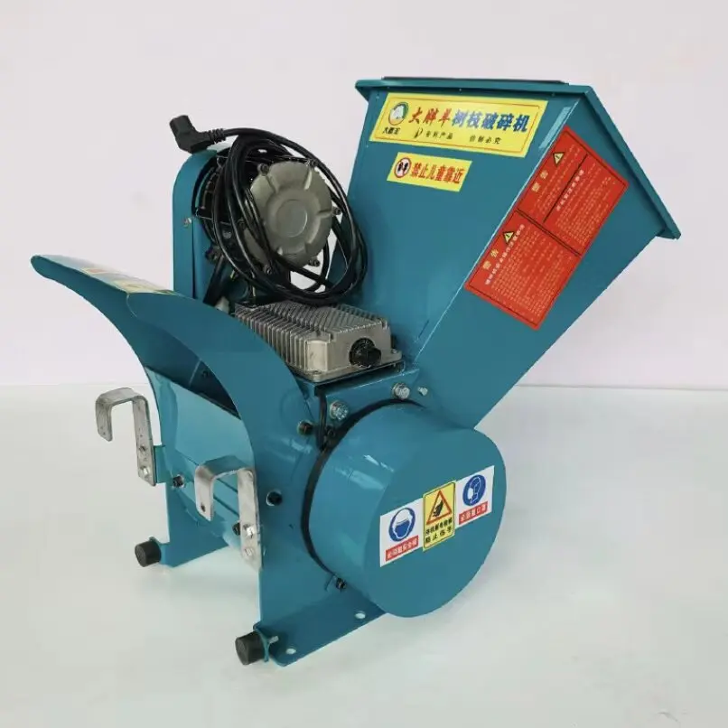 Portable chopping straw machine, outdoor mobile household integrated cutting and silk rolling machine, small agricultural