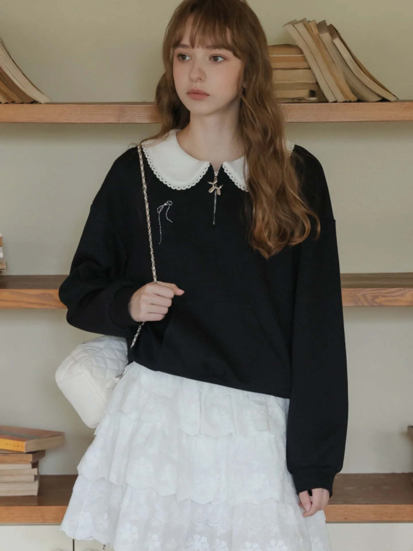 Fall 2026 Cute Contrast Color Doll Collar Hoodie Jacket Women's Style Half Zipper Hooded Pocket Top Comfortable Cotton Blend