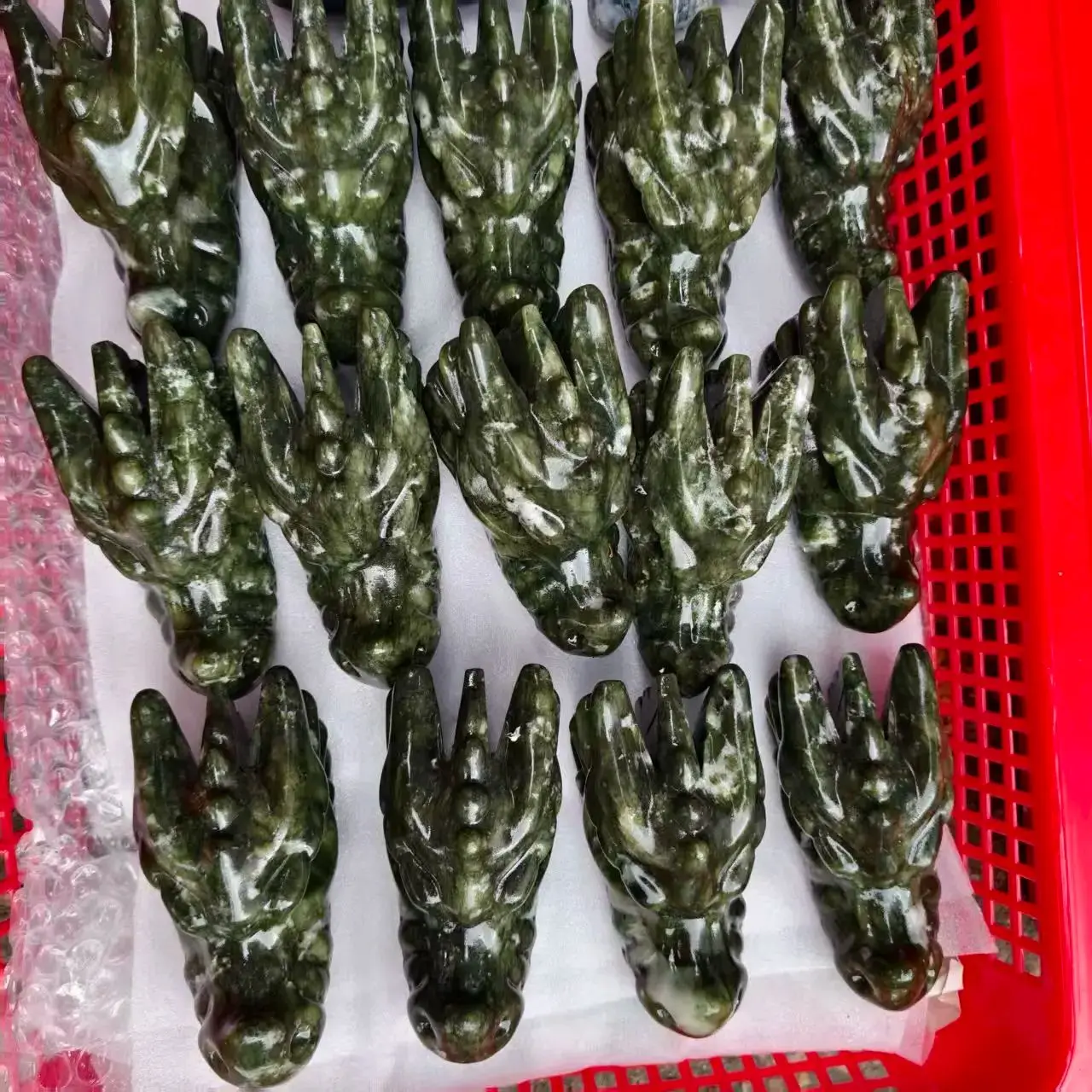 Natural Green Tree Jade Dragon Head, Quartz Crystal Green Mineral Polished Dragon Head, Mineral, Spiritual Healing