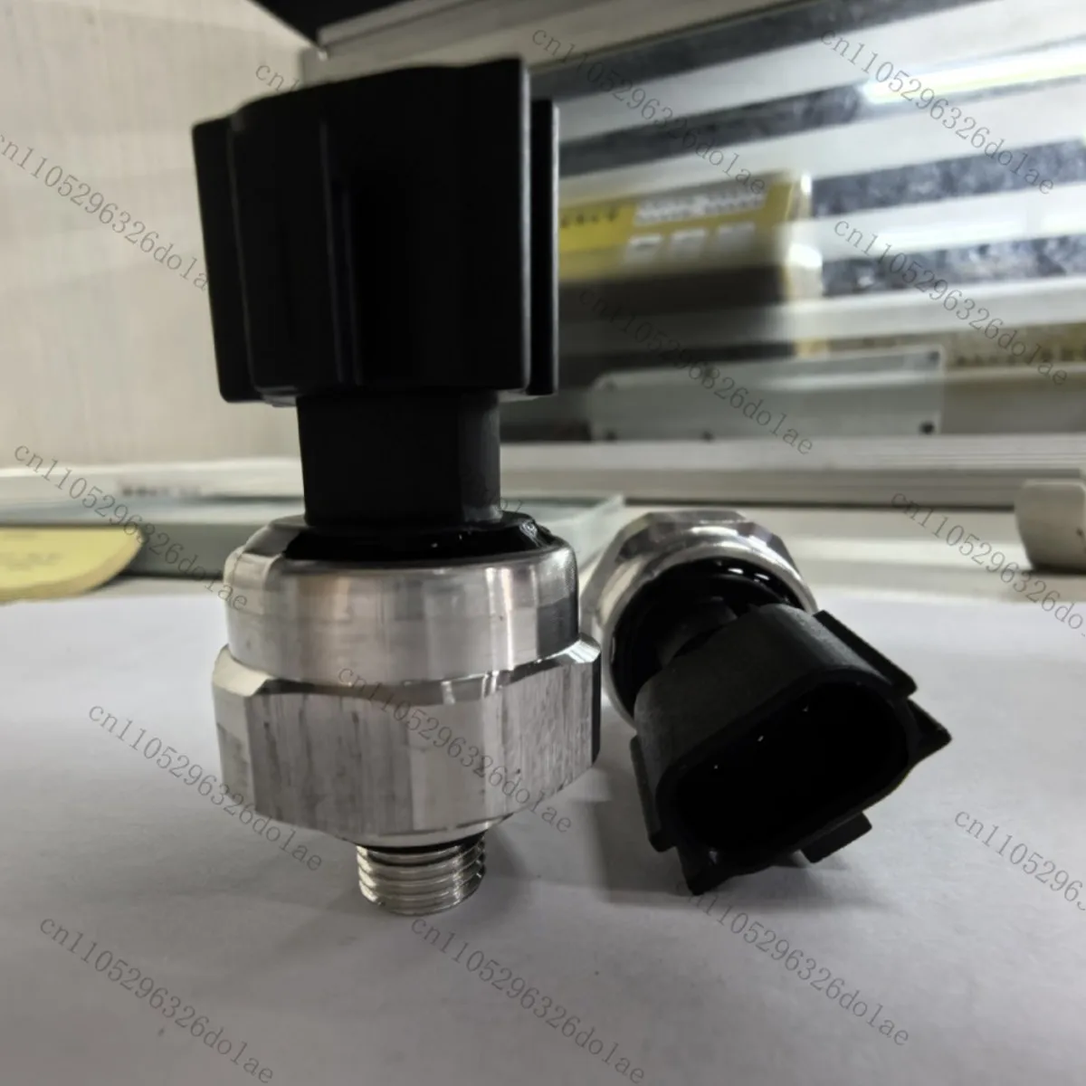 9213124900 92136ZT00A 921361FA0A Air conditioner pressure sensor