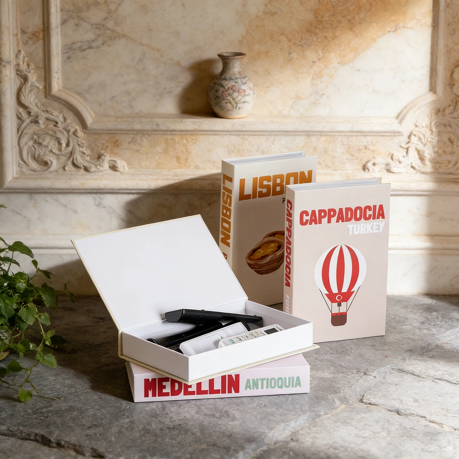 Reiseserie Deko-Bücher für Couchtische – Modische Fake-Bücher als Aufbewahrungsbox für Zuhause und Modellräume – IBIZA CAPRI – Detail 9