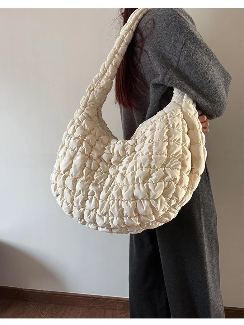 

Lightweight Cloud Shape Crossbody Bag for Women New 2025 Korean Style Large Capacity Commuter Shoulder Bag Casual Use