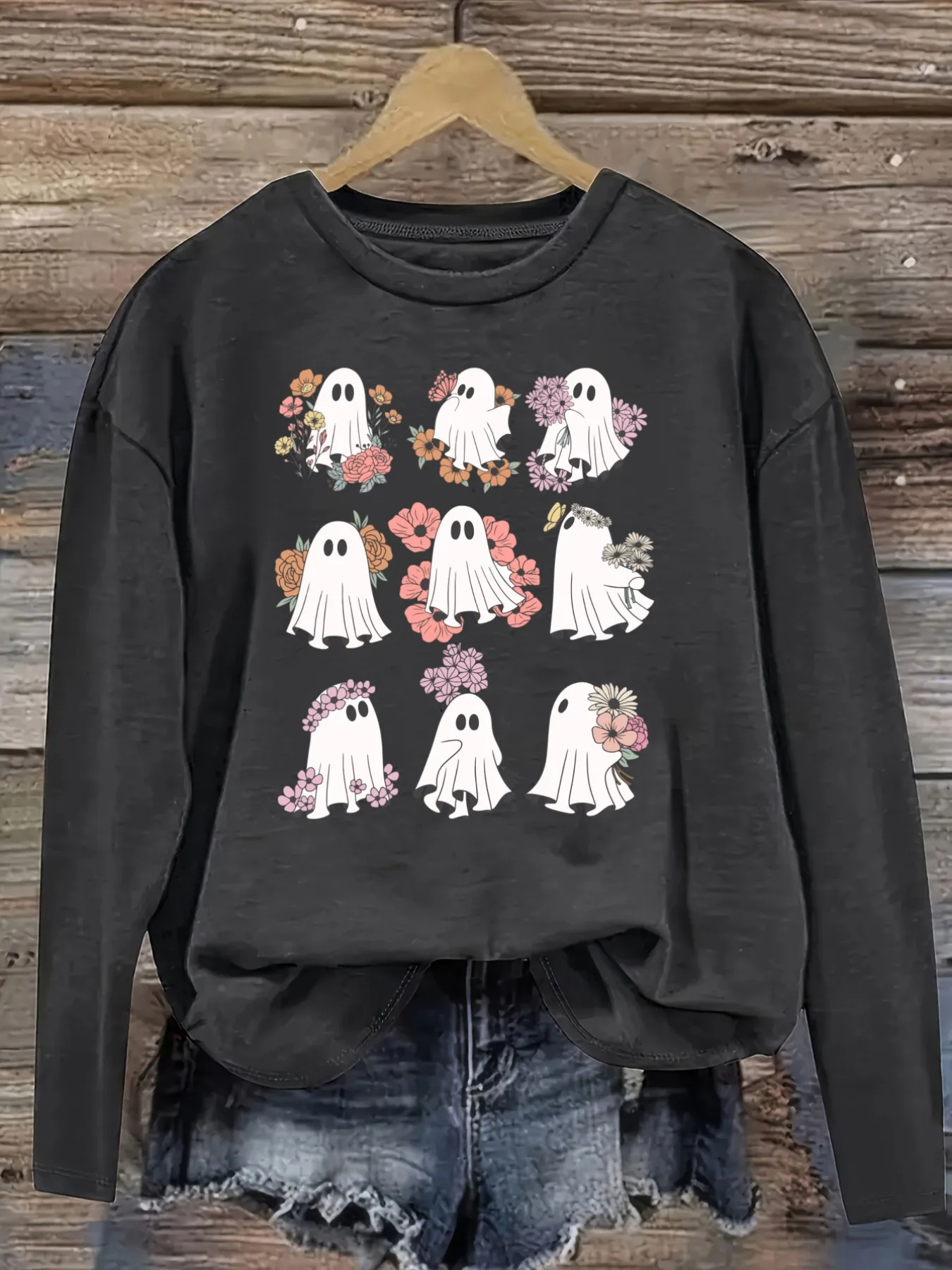 Women's Casual Long Sleeve Crew Neck T-Shirt Floral Ghosts Pattern Print Design Design, Round Neck Women's Clothing, Machine Washable, Slightly Elastic, Loose Fit, Spring Autumn Winter Women's T-Shirt, Halloween Costume Outfit view 2