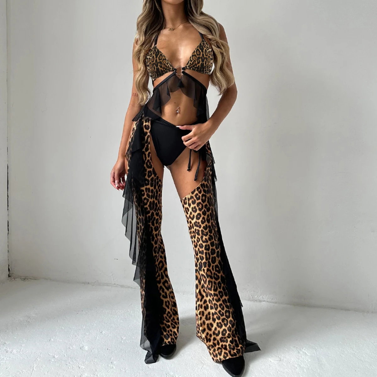 

Muziskat 2024 New Women's Sexy Lingerie Fashion Hottie Backless Leopard Print Neck Lingerie Trousers Erotic Three-piece Set