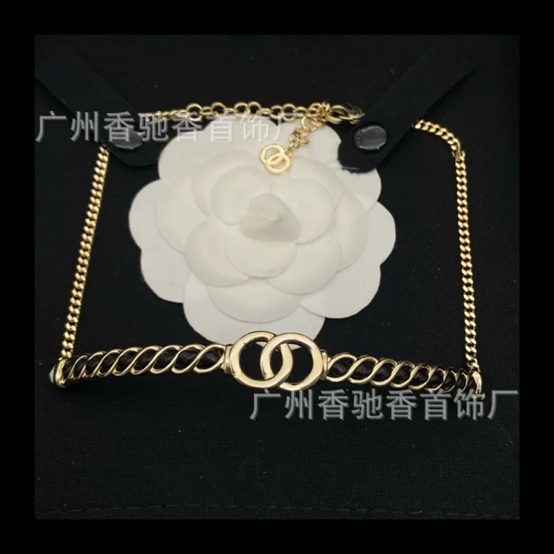 جديد جلد أسود حلو كول قلادة أنثى الفرنسية الرجعية تنوعا مزاجه الترقوة سلسلة #2