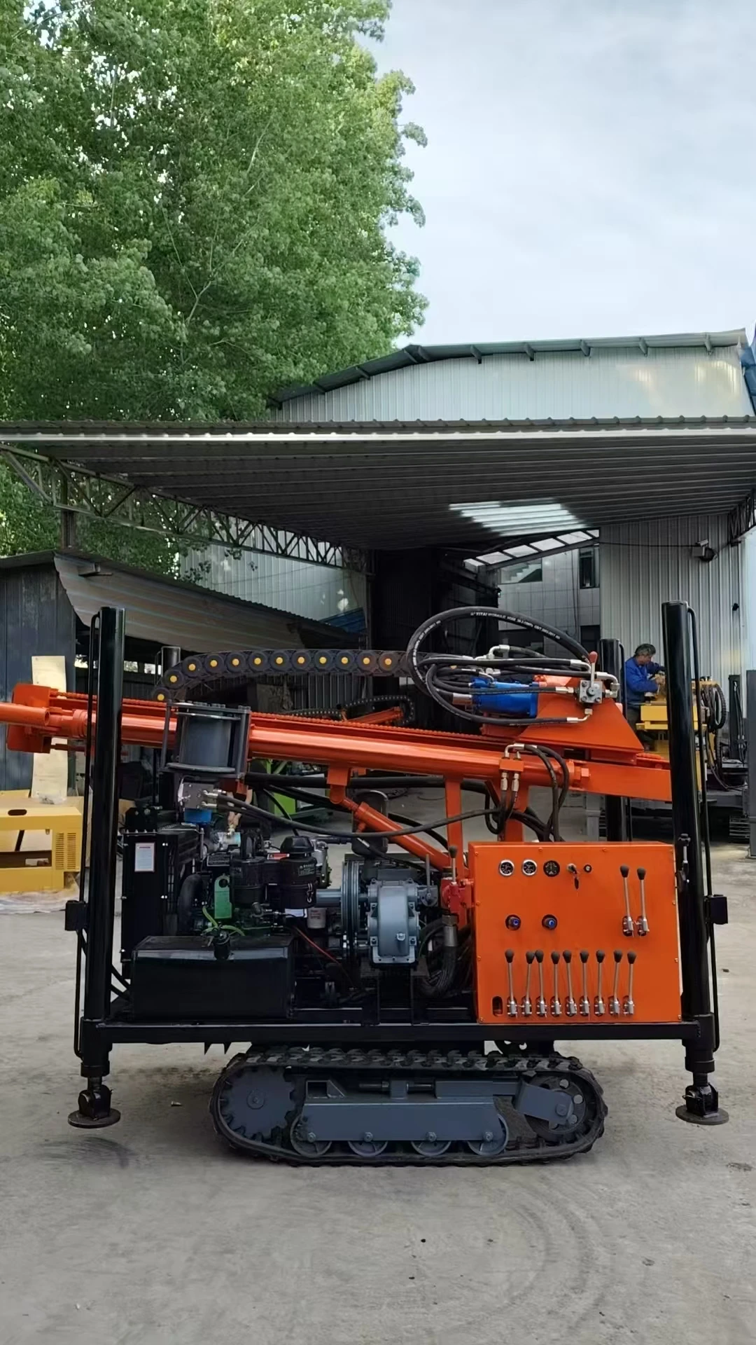 

Customized Flexible-Wheeled Diesel Hydraulic Drill for Domestic Use