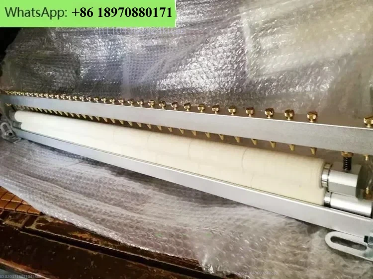 punch press, double-sided automatic oil feeder,oil wiping material,  coating brush, wool wheel