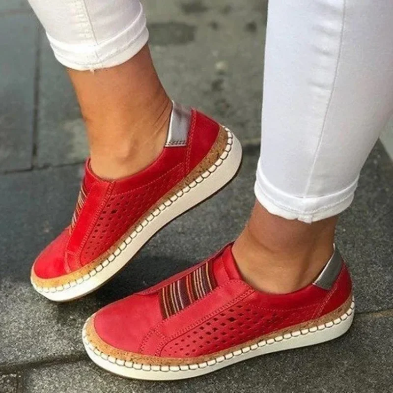 Zapatos vulcanizados de fondo plano para mujer, zapatillas transpirables huecas de ocio, moda de primavera y otoño