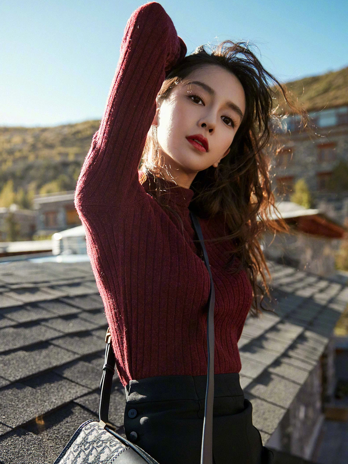 

Винно-красный свитер с высоким воротником Ele: трикотажный топ для женщин, базовый слой, удобный крой, длинный рукав, зимняя мода