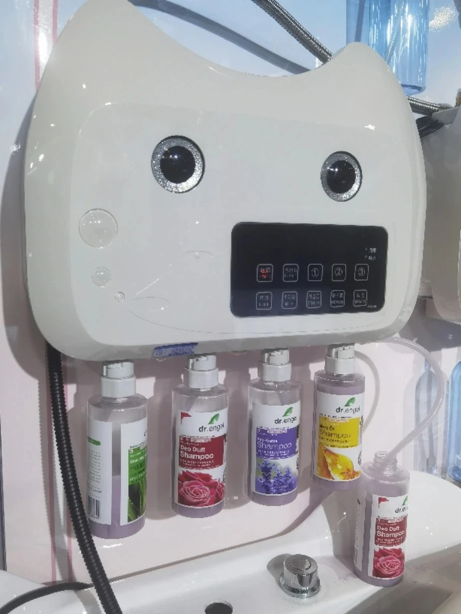 Automatic Cat Dog Bath SPA Bubble Machine Plastic Stocked 4 Bottles Pet Grooming Cleaning Products Bathroom Rubber Shampoo