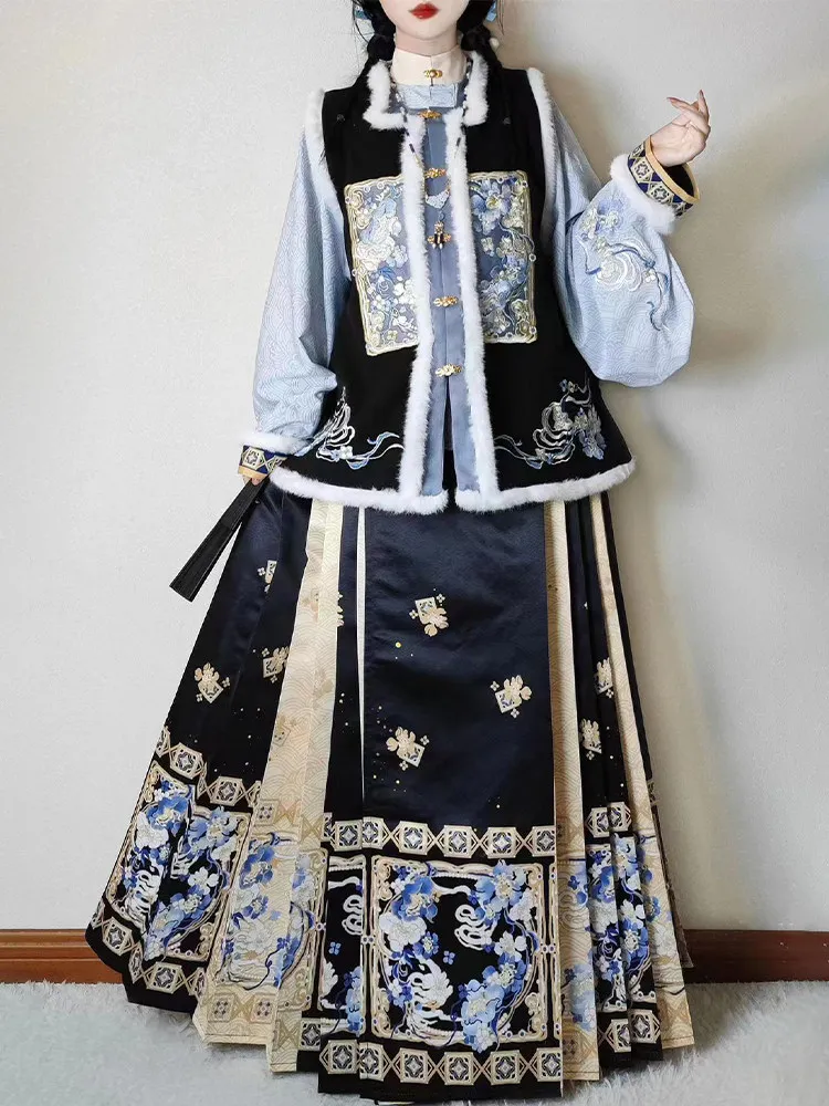 

Chinese Lolita Wear Original Kawaii Square Collar Embroidered Than A Lining Printed Horse Dress 3-piece Set Winter Velvet Hanfu