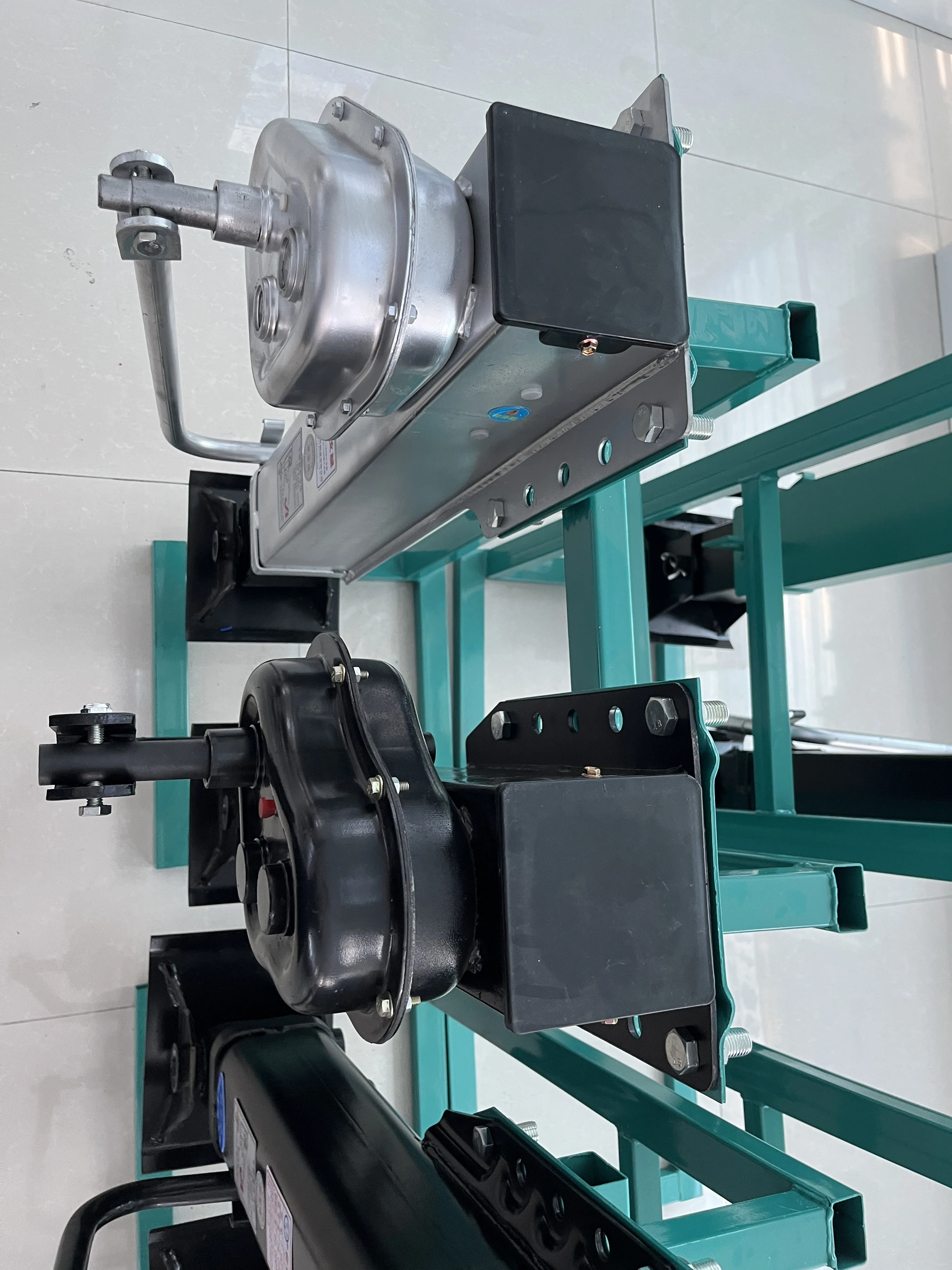 

Hot Sale Trailer Built-in Outrigger Truck Support Built-in External Outrigger