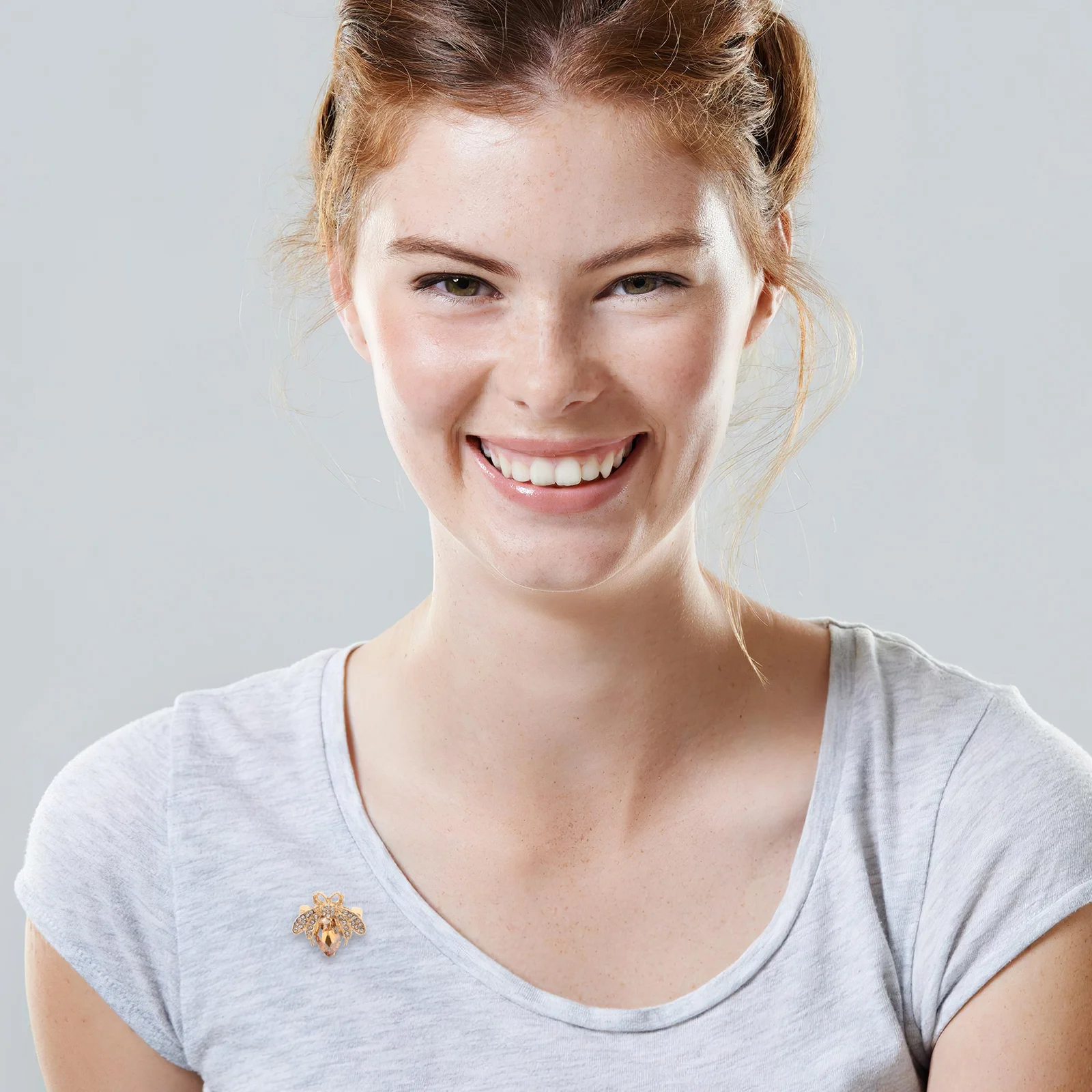 

10pcs Bee Pin Vintage Alloy Sparkling Rhinestone Safety Brooch For Women Cute Animal Lapel Pins Backpack Jewelry Metal Bee Chain