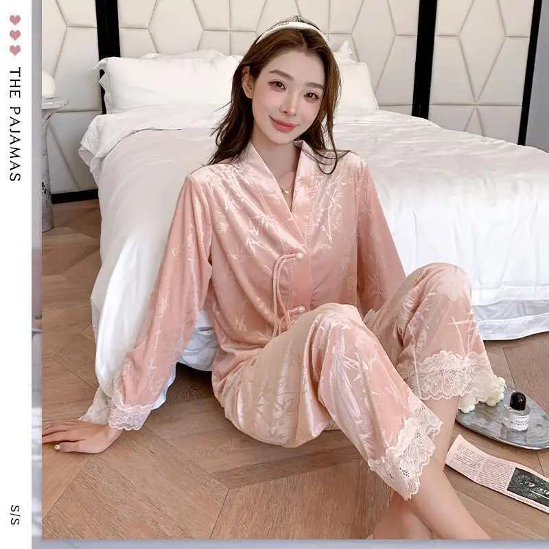 

Women's Pajama Set Girl Homewear Velvet Sweet Floral Lace Trim Pink Two Piece Home Loungewear Cute Outfit Women Girls Sleepwear
