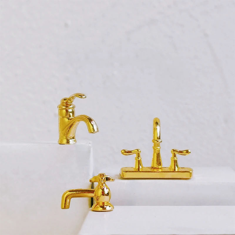 1 Piece Doll Accessories Toys New 1/12 Scale Dollhouse Miniature Simulated Bathroom Golden Mini Faucet Model