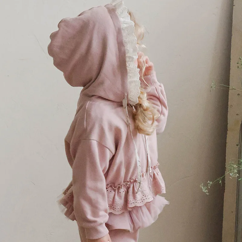 

2025 Autumn New Korean Children Girls Stylish Lace Hooded Long Sleeved Hoodie Short Jacket Fashion and Versatile