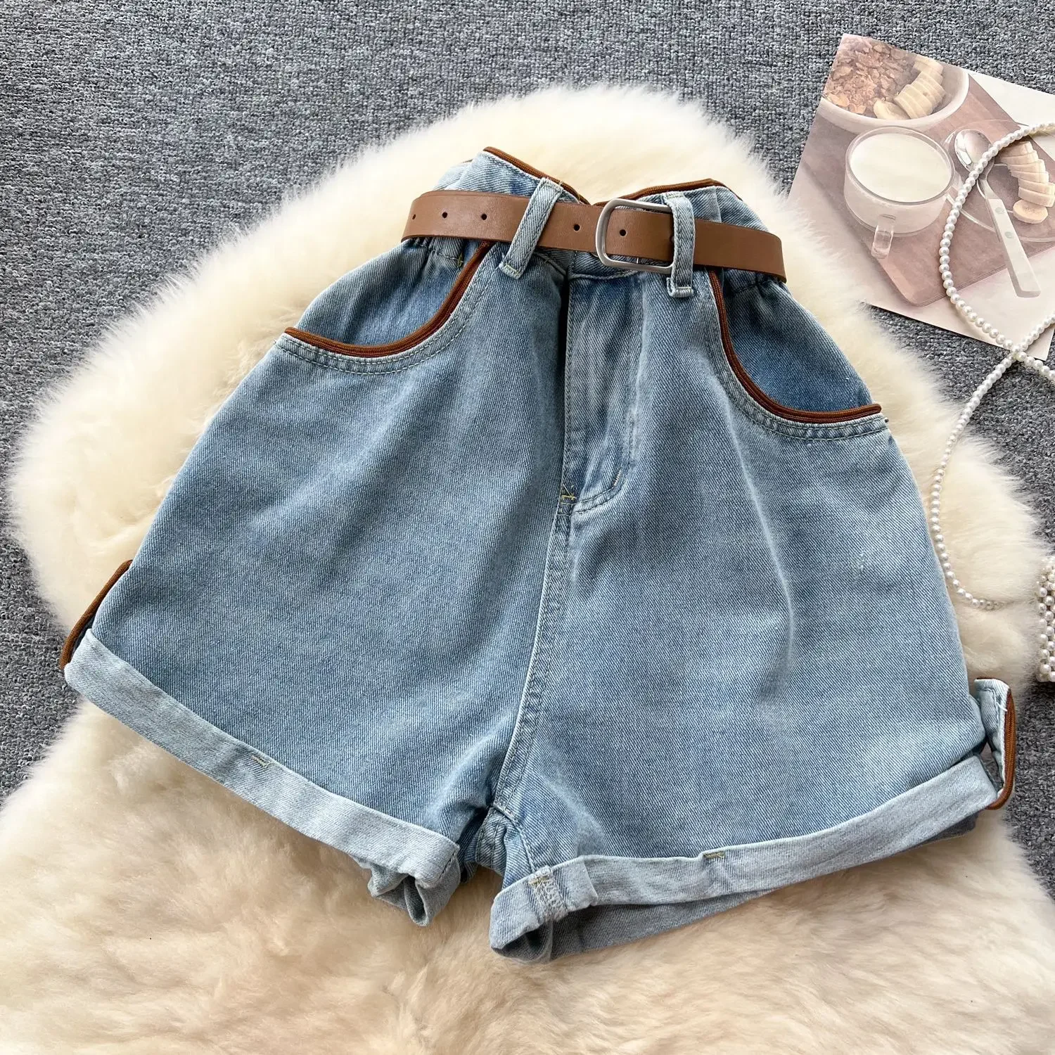 

Американские нишевые джинсовые шорты с высокой талией в стиле ретро, новые летние женские модные свободные короткие джинсы с поясом. Горячие брюки для девочек