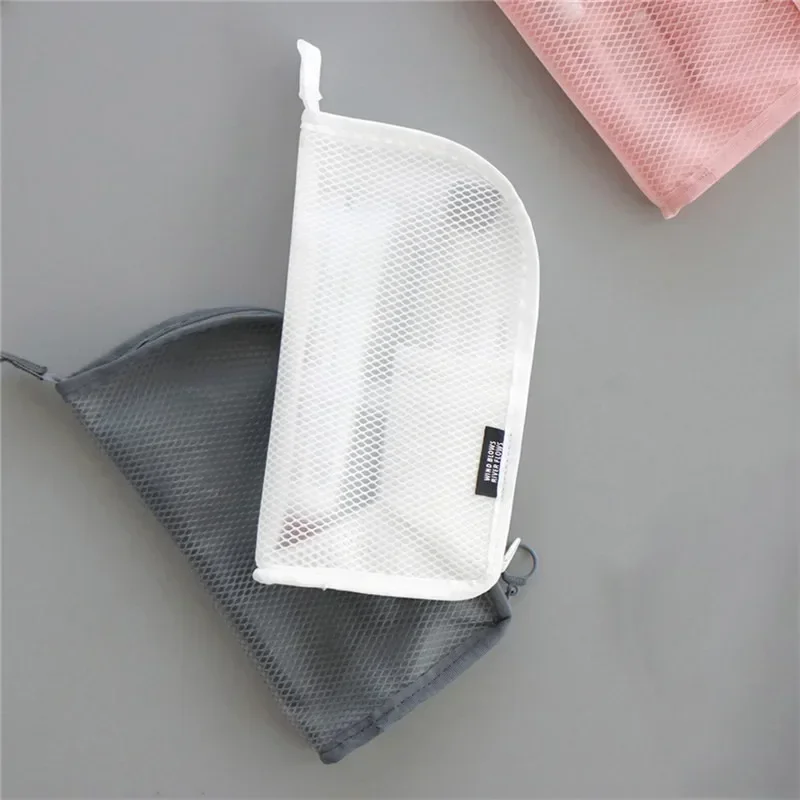 

Travel Portable Makeup Brush Toothbrush Toothpaste Storage Bag Case Container