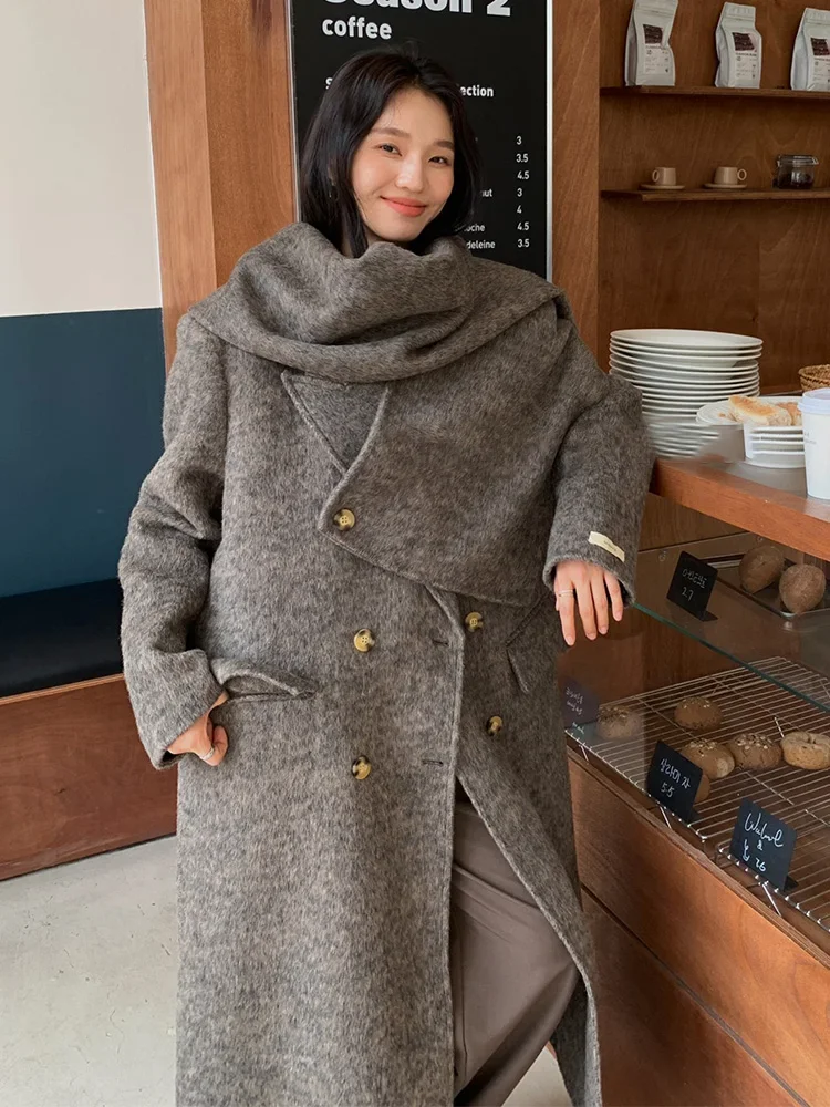 New Winter Big Scarf Warn Woolen Coat Women Loose Long Turn-down Collar Douoble Breasted Alpaca Wool Coat Fashion Tide Autumn