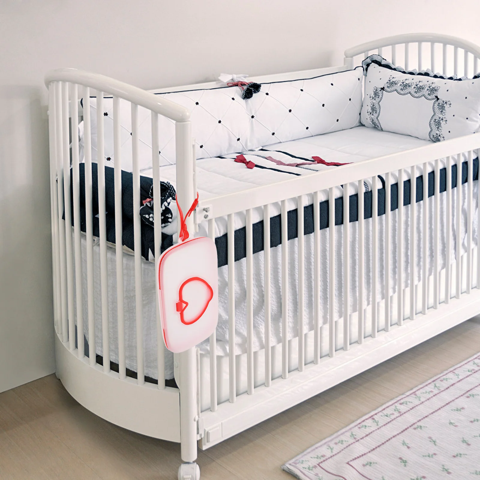 Scatola portatile per salviette per bambini Materiale sicuro in PP Blocco dell'umidità Silicone Aperto a mano Appeso Passeggino Culla Viaggio Uso esterno Bagnato