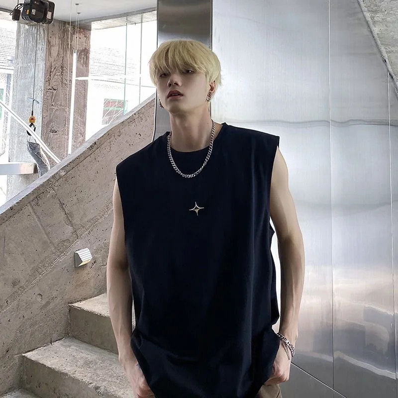 Fashion Solid Color Summer Sleeveless Minimalist Tank Top Round Neck Moisture Sweat Drying Tank Top Suitable Summer Sports Tops