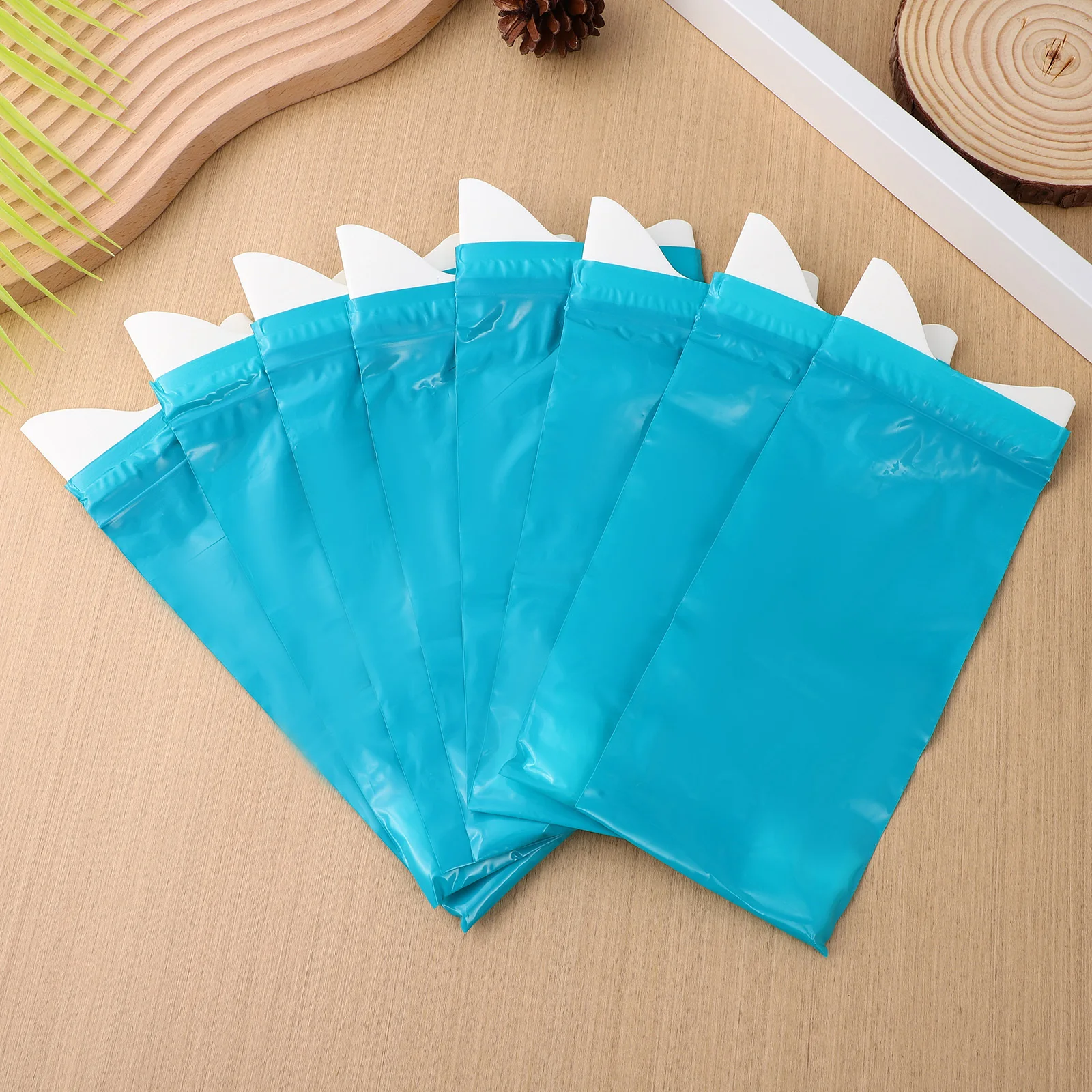 

16Pcs Disposable Urine Bags Lightweight Portable Unisex Pee Pouches for Camping Travel Emergency Use Urinal Bags
