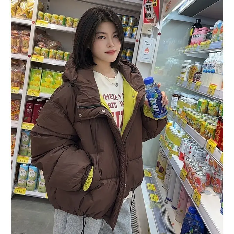 

Осень/зима 2026, новый стиль, однотонная лоскутная куртка с воротником-стойкой, корейское свободное теплое пальто большого размера с хлопковой подкладкой