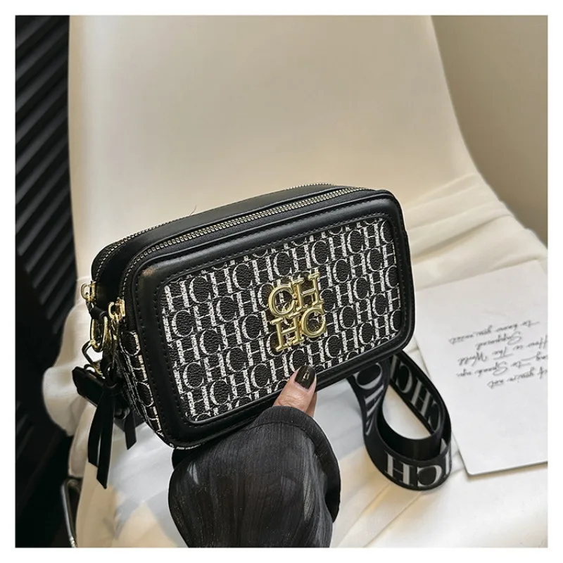 

2026 New Urban Minimalist Tote Slim Detachable Crossbody with Artisan Crafted Detail, EU Chic Daily Essentials for Career Women