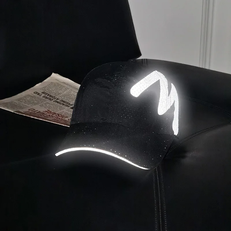 Wholesale Men Women Summer Baseball Cap Quick Drying Hats Unisex Breathable Sport M Reflective Strip Snapback Hat Baseball Hat