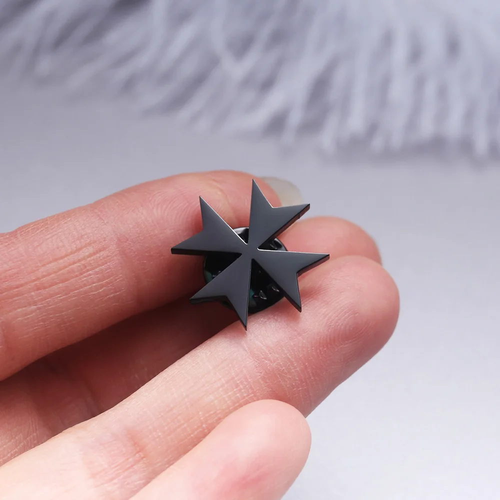 Fashion Malta Cross Brooches for Mens Shirt Suit Badge Party Clothing Pins Accessories Groomsman Wedding Lapel Pin Jewelry Gifts
