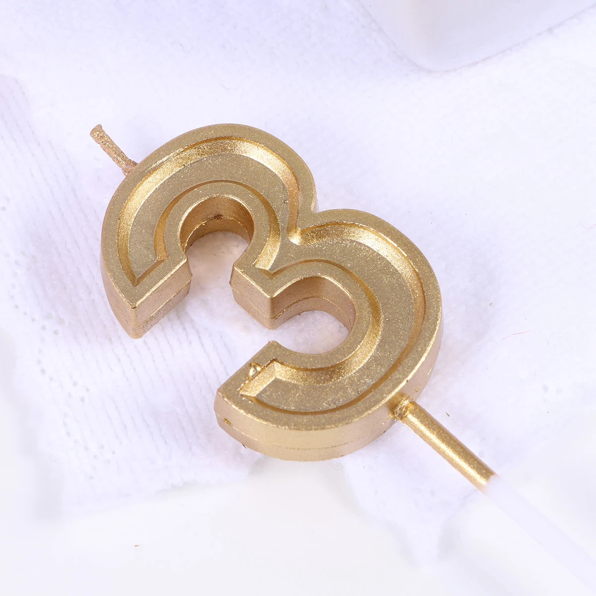 

Gold Glitter Happy Birthday Numeral Candles Number Candles Cake Topper Decoration for Adults Kids Party (Number 3)