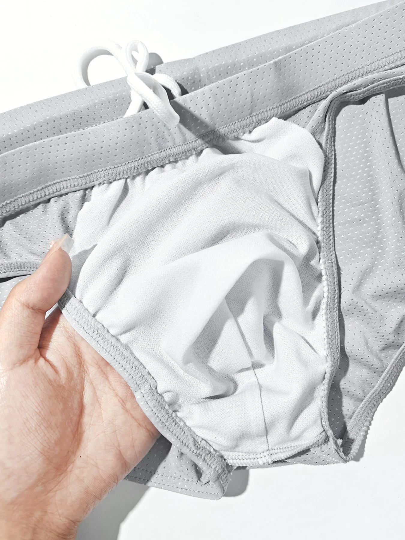 Men Summer Swimwear Swim Briefs Low Waist Bikini Beachwear Surf Board Shorts Solid Color Seamless Stretch Breathable Underpants image 6