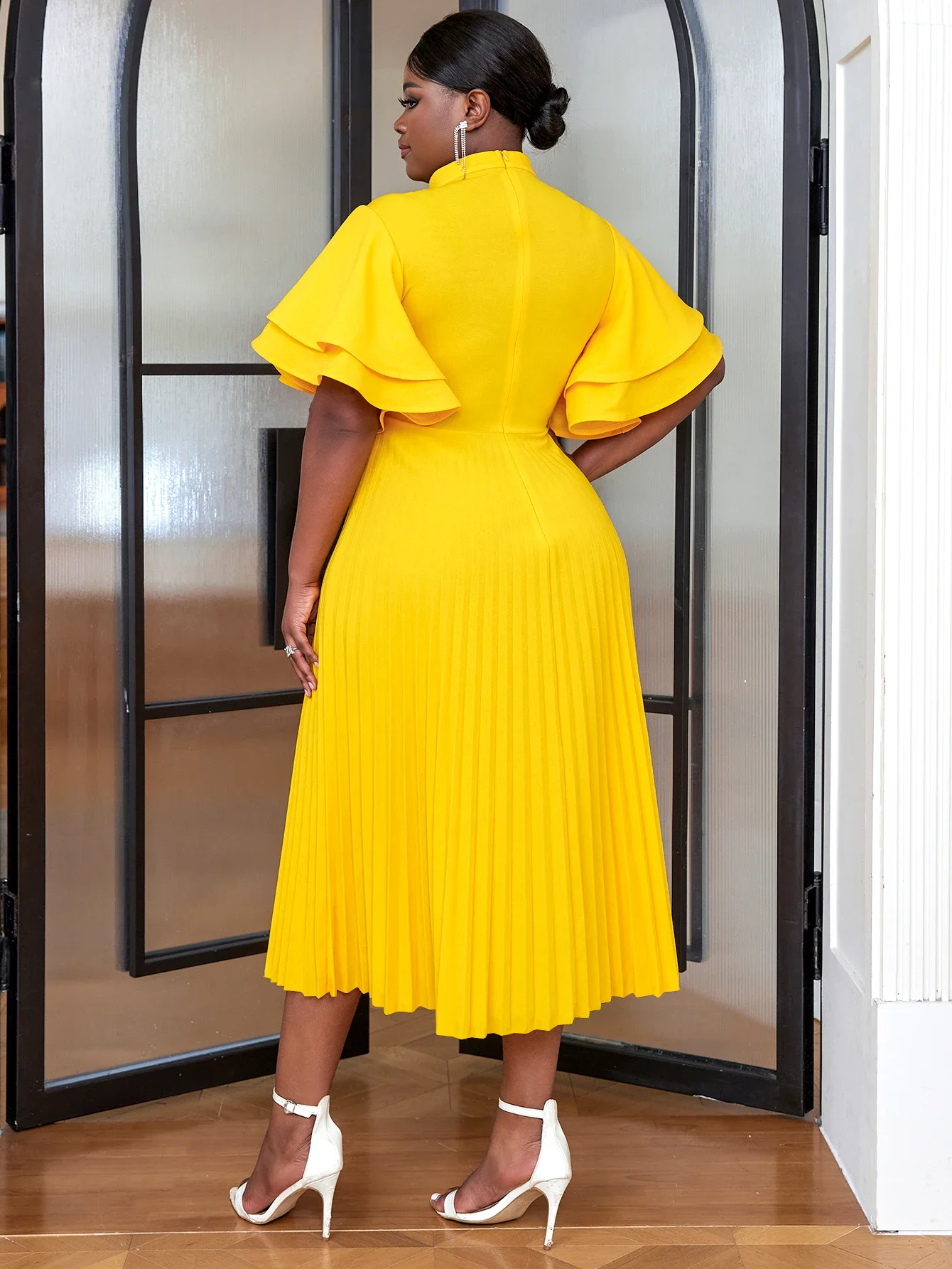 Women Elegant Pleated Dresses Yellow Halter O Neck Short Ruffles Sleeve Casual Plus Size 4XL Birthday Prom Celebrate Gowns New