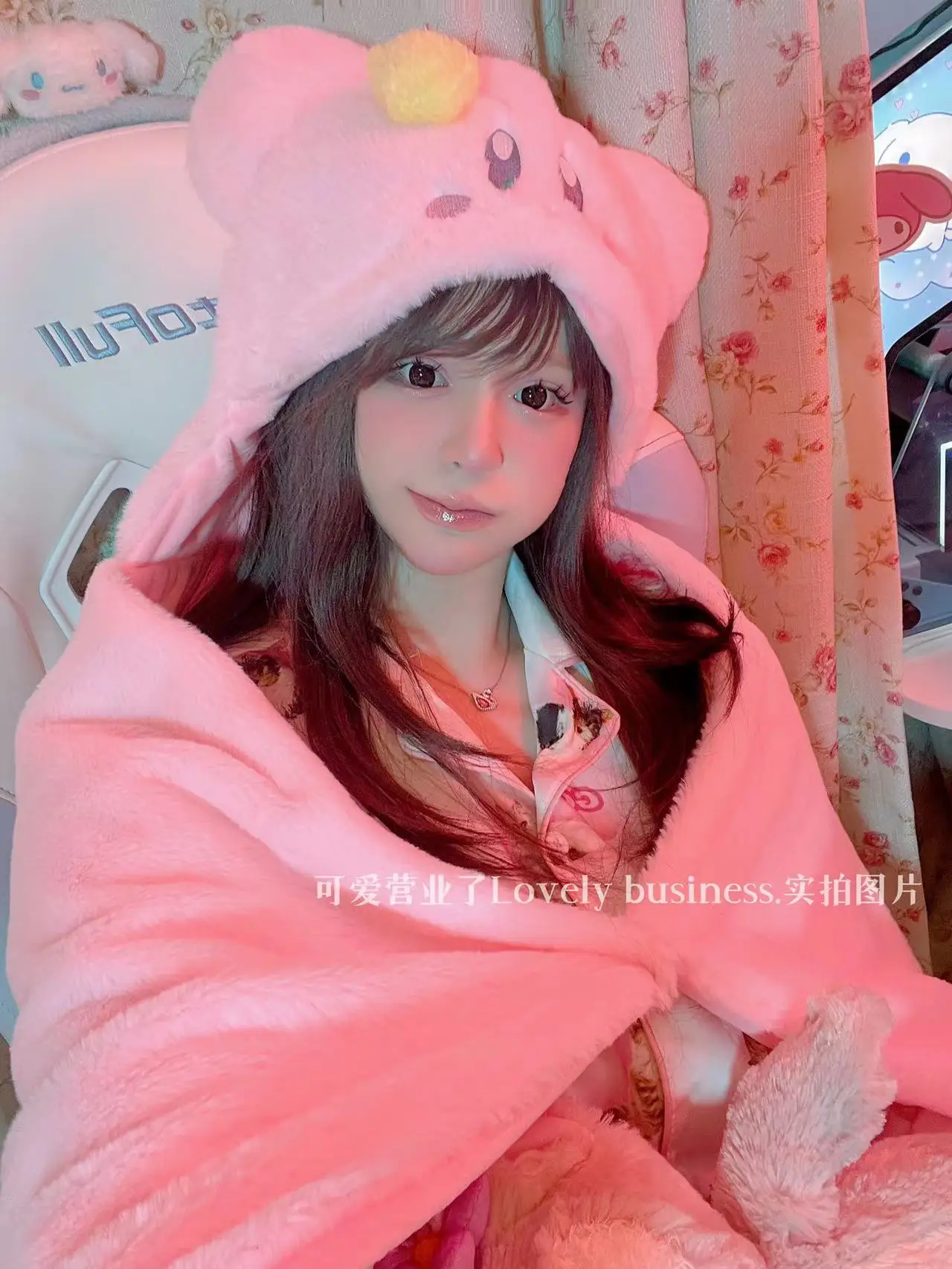 Miniso Star Kirby Hooded Cape Blanket Cute Plush Cape Shawl Winter Warm Hat Scarf Gloves U-shaped Hooded Pillow Girl Gift