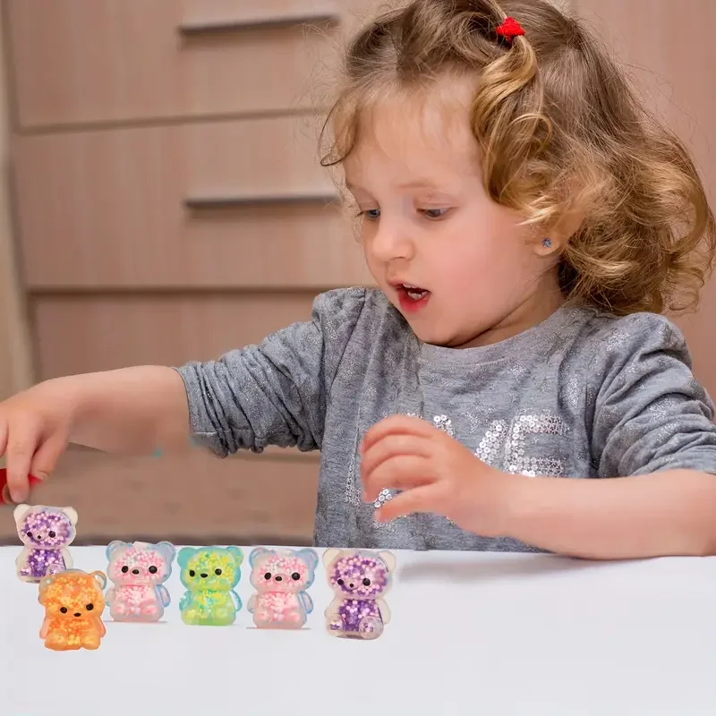 Mini Squishy Beer Speelgoed voor Volwassenen Kinderen - Kleurrijke Pasen Zintuiglijke Stressbal, Paasmand Stuffers Feestartikelen Geschenken