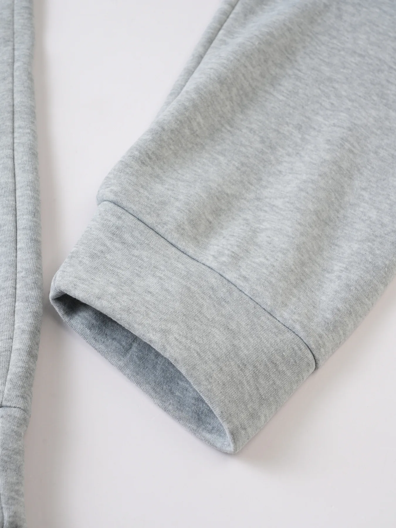 2-teiliger Herren-Sportanzug für Frühling und Herbst, Kapuzenjacke mit Reißverschluss und Jogginghose, lässiger Alltags-Sportanzug für Männer im Freien – Detail 13